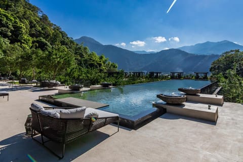 Mountain view, Pool view, Swimming pool, Swimming pool