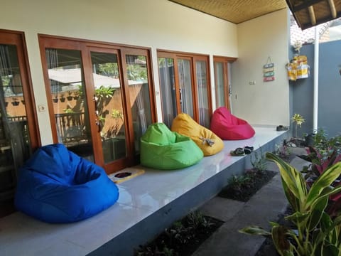 Backpackers Home Amed Vacation rental in Abang