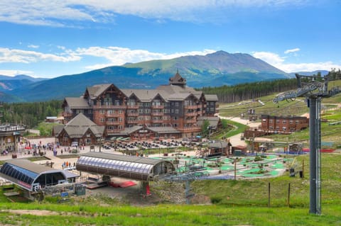 One Ski Hill Place, a RockResort, by Vail Resorts Resort in Breckenridge