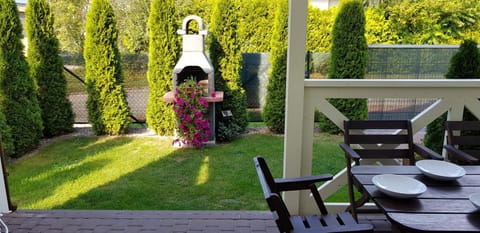Balcony/Terrace, Garden view