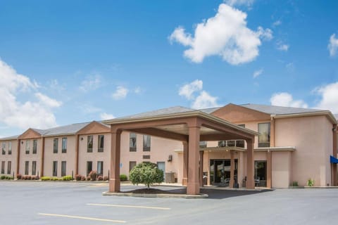 Lobby or reception, On site