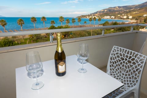 Day, View (from property/room), Balcony/Terrace, Sea view