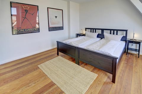 Bedroom, Bedroom