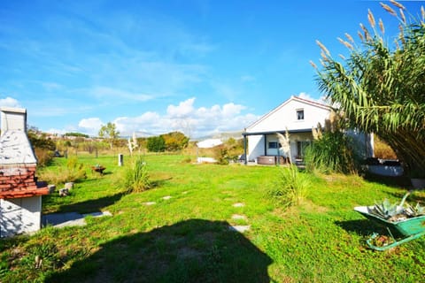 House "River and sea" House in Podstrana