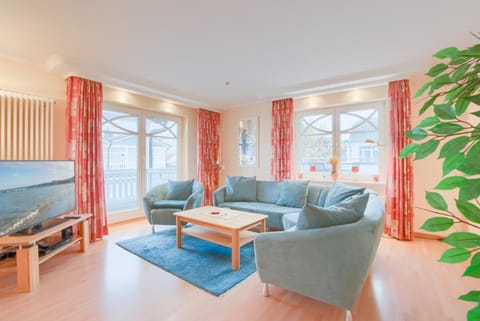 Villa Seeadler, Penthouse Apartment in Binz