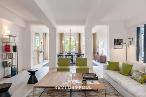 Villa Gernez Historic Center 10 guests Villa in Honfleur