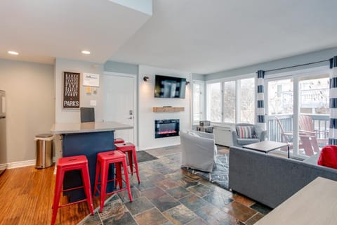 Living room, Seating area, flat iron
