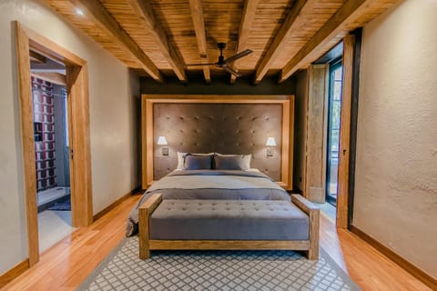 Bed, Photo of the whole room