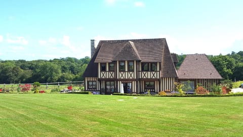 Facade/entrance, Garden view