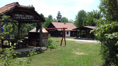 Location, children, Family