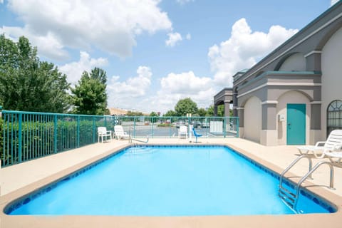 On site, Pool view, Swimming pool, Swimming pool