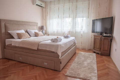 Apartman Preko Morace 2018 Apartment in Podgorica