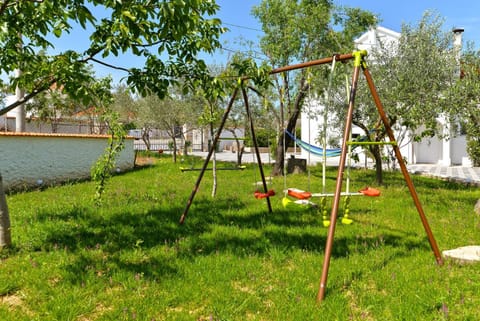 House Vidamo - Vacation home with swimming pool House in Šibenik-Knin County, Croatia