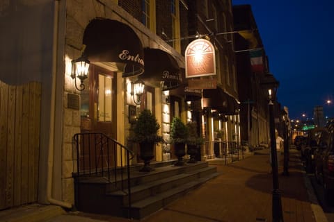 Property building, Facade/entrance, Night, Street view