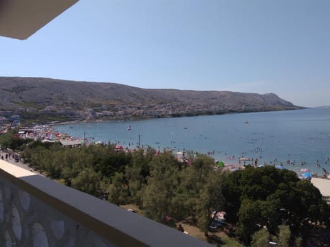 Villa Galeb Pag - at the main Beach Bed and Breakfast in Zadar County