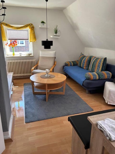 3-Zimmer - FeWo mit TV, zwischen Wilhelmshaven und Hooksiel, mit Badewanne Apartment in Wilhelmshaven