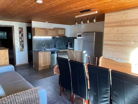 Grand appartement aux SAISIES Apartment in Villard-sur-Doron