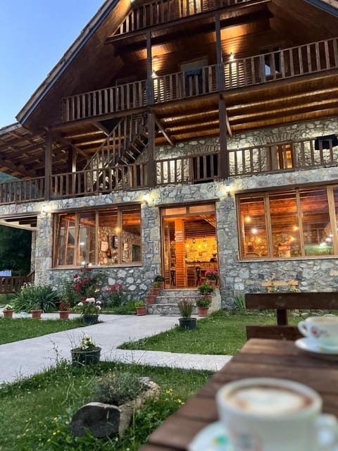 Alpinehouse Bed and Breakfast in Montenegro
