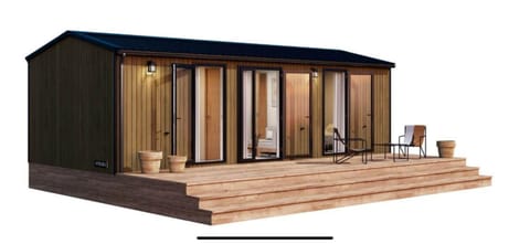 LES BASTIDES DE CHANTERAINE Bungalows, Lodges & Spa Campground/ 
RV Resort in Bauduen