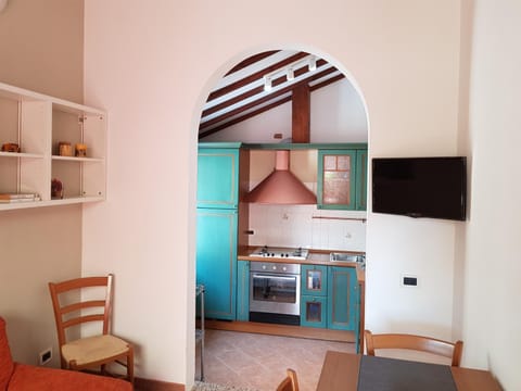 Kitchen or kitchenette, Living room, Dining area