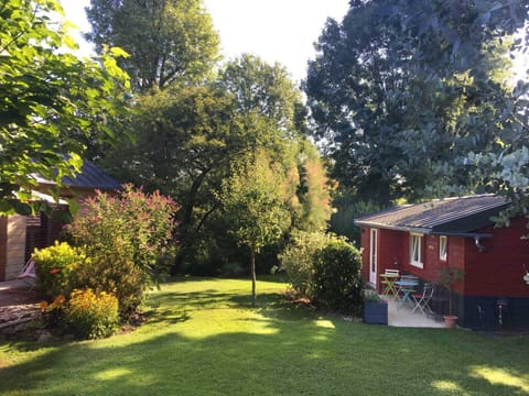 Property building, Spring, Day, Natural landscape, Garden, Garden view