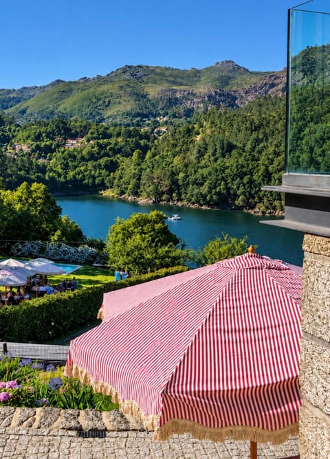 Day, Natural landscape, Mountain view, River view