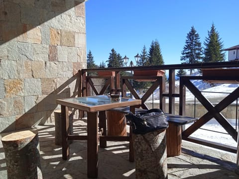 Ски апартамент, студио Хрис, Лъки Пампорово Apartment hotel in Decentralized Administration of Macedonia and Thrace