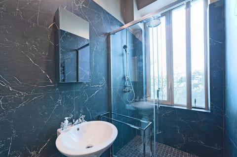 Pavillon Marais Bed and Breakfast in Paris