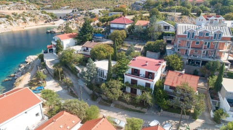 Penthouse Karlobag Apartment in Zadar County