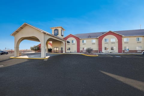 Property building, Day, Parking