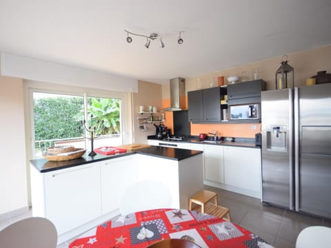 Appartement spacieux à Évian avec terrasse jardin et parking - FR-1-498-40 Apartment in Évian-les-Bains