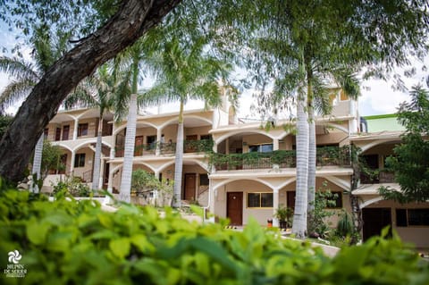 Property building, Patio