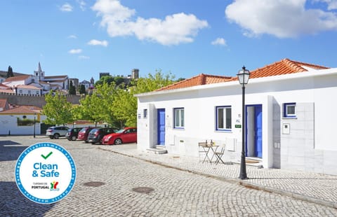 Facade/entrance, Spring, Day, On site, Street view, Certificate/Award
