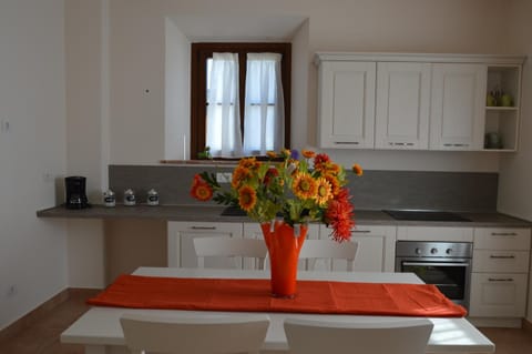 Mignola Le Bozze- Podere con piscina-WI-FI Apartment in Tuscany