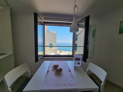 View (from property/room), Dining area, Beach, Sea view