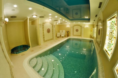 Property building, Pool view, Swimming pool
