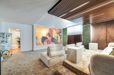 Property building, Communal lounge/ TV room