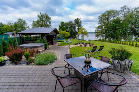 Garden, Garden view, Lake view