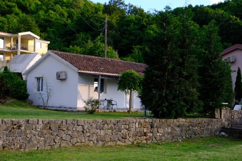 Property building, Garden, Garden view