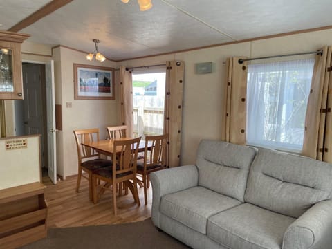 Aaranmore Mobile Home Campground/ 
RV Resort in Northern Ireland