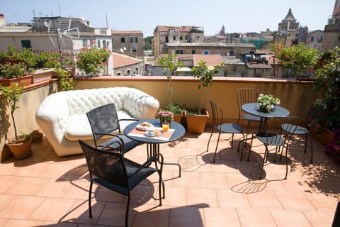 Balcony/Terrace, City view
