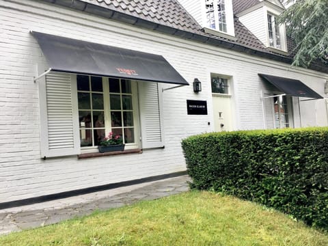 Maison Blanche Bed and Breakfast in Flanders