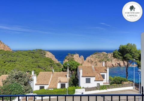 Neighbourhood, Sea view