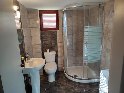 Stone house with seaview Apartment in Halkidiki