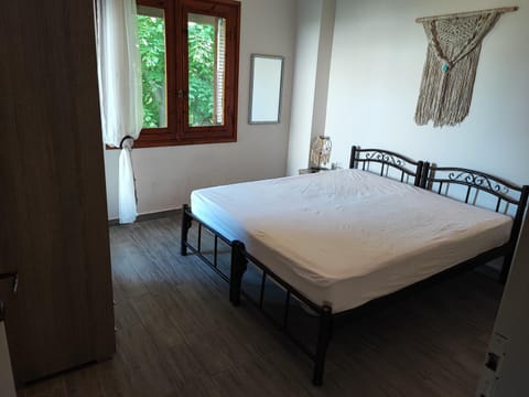 Stone house with seaview Apartment in Halkidiki