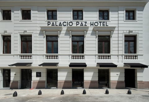 Facade/entrance, Property logo or sign