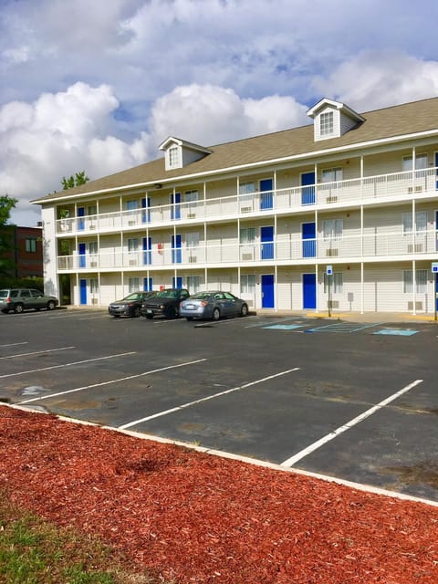 Property building, Location, Parking