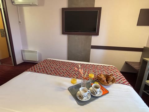 Brit Hotel Les Evens Hotel in Centre-Val de Loire