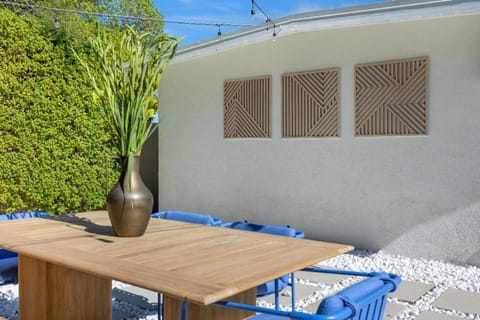 tHe PRESIDENTIAL HOUSE: EXCLUSIVE MOUNTAIN VIEWS & AMENITIES House in La Quinta