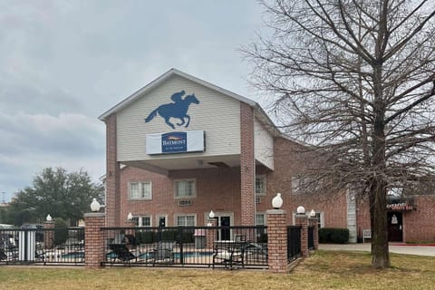 Property building, On site